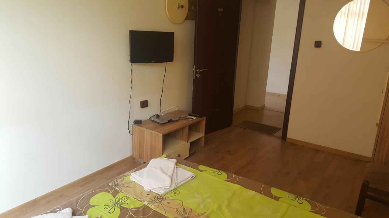 Sachaka Hotel คาร์โลโว ภายนอก รูปภาพ